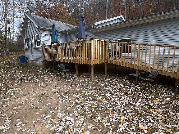 5th image of 2213 Big Pigeon Rd