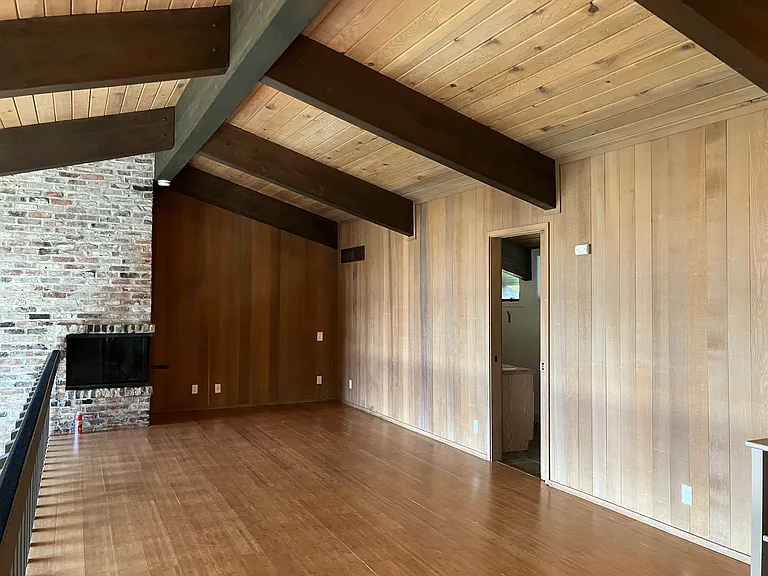 16055 State Highway 305 NE — Photo 21