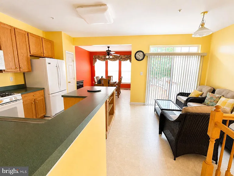 4302 Begonia Dr — Photo 6