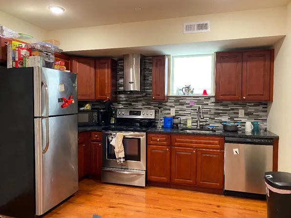 326 N 40th St, Philadelphia, PA