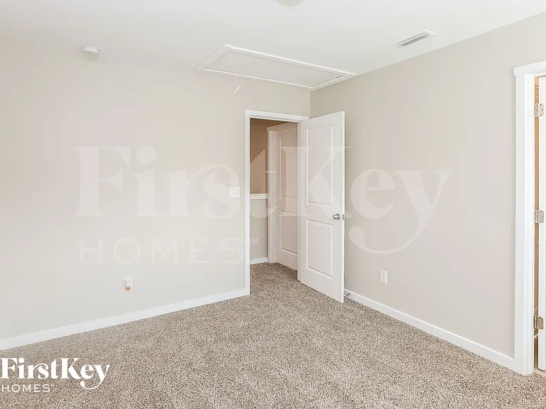 303 Landis Oak Way — Photo 14