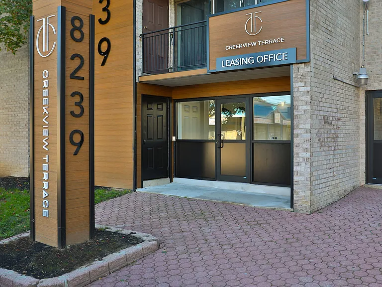 Leasing Office