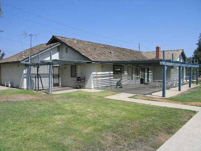 2nd image of 20351 Oleander Ave