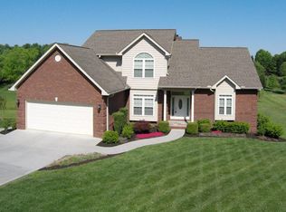 2145 Carpenters Grade Rd, Maryville, TN 37803