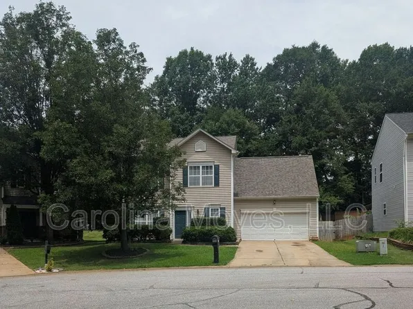 518 Grafton Ct, Greer, SC 29650