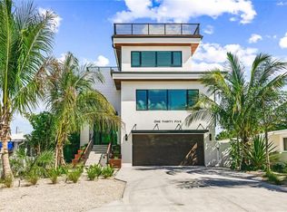 135 Grant Dr, Sarasota, FL 34236