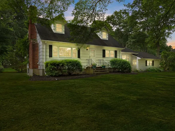 190 Lawrence Road, Fairfield, CT 06824