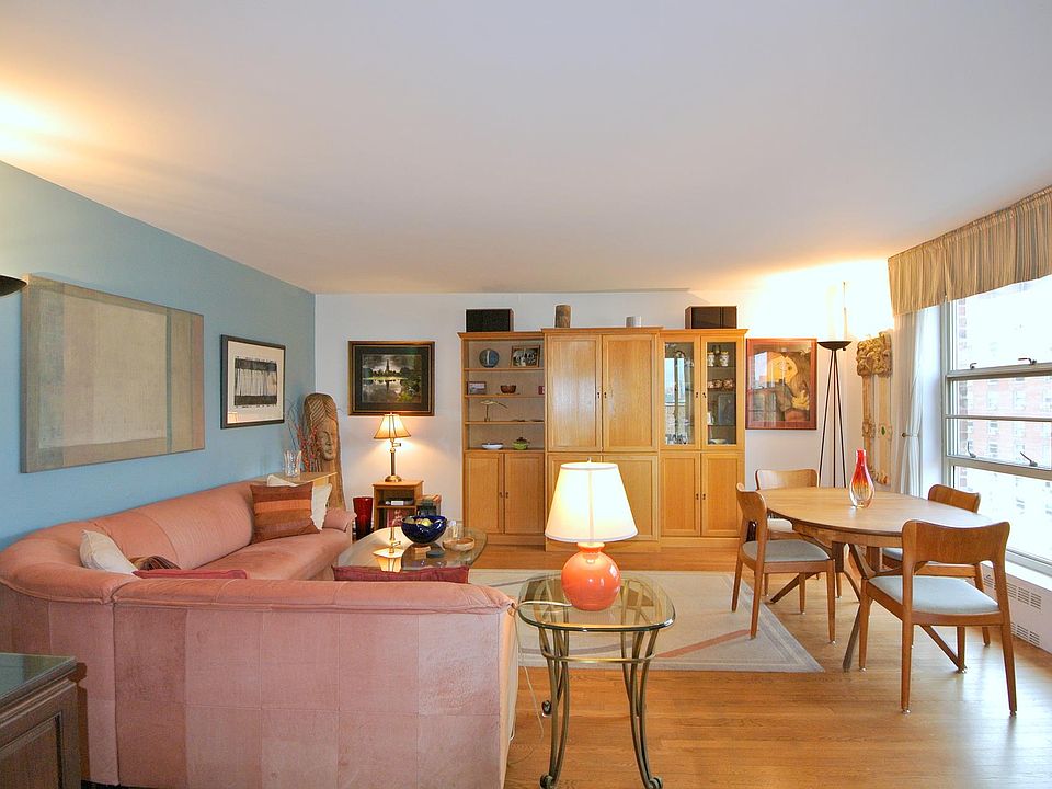 1st image of 90 Lasalle St APT 20A