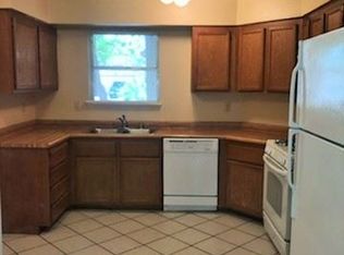 1920 Ridgefield Dr, Las Vegas, NV 89108