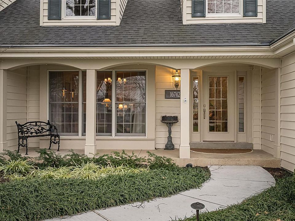 16742 Kehrs Mill Estates Dr, Chesterfield, MO 63005 Zillow