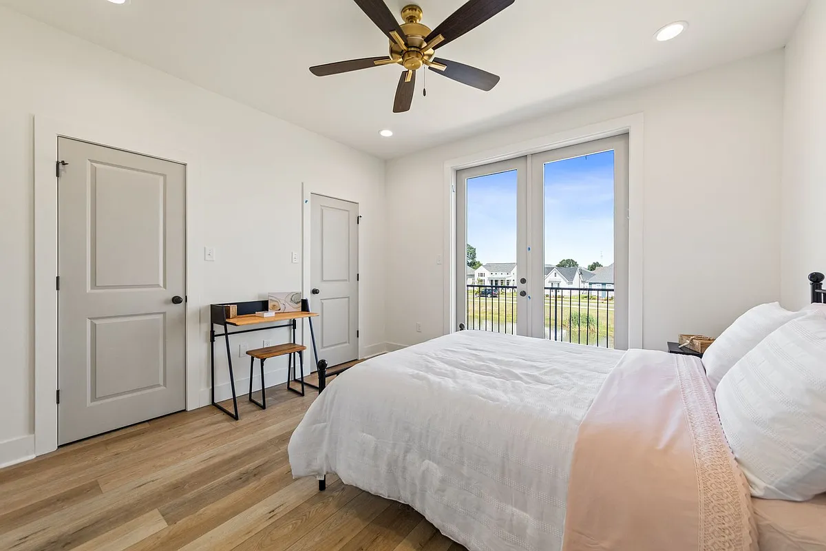 Building Photo - 315 Sandstone Ave #103