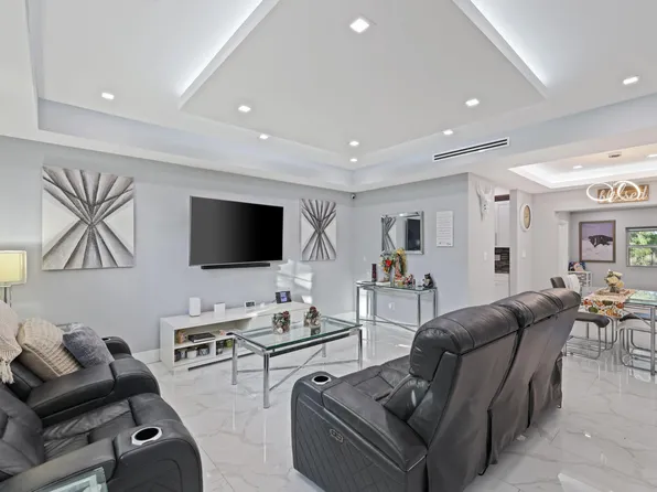 822 Burch Drive, West Palm Beach, FL 33415
