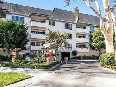 647 Wilcox Ave APT 2G, Los Angeles, CA, 90004
