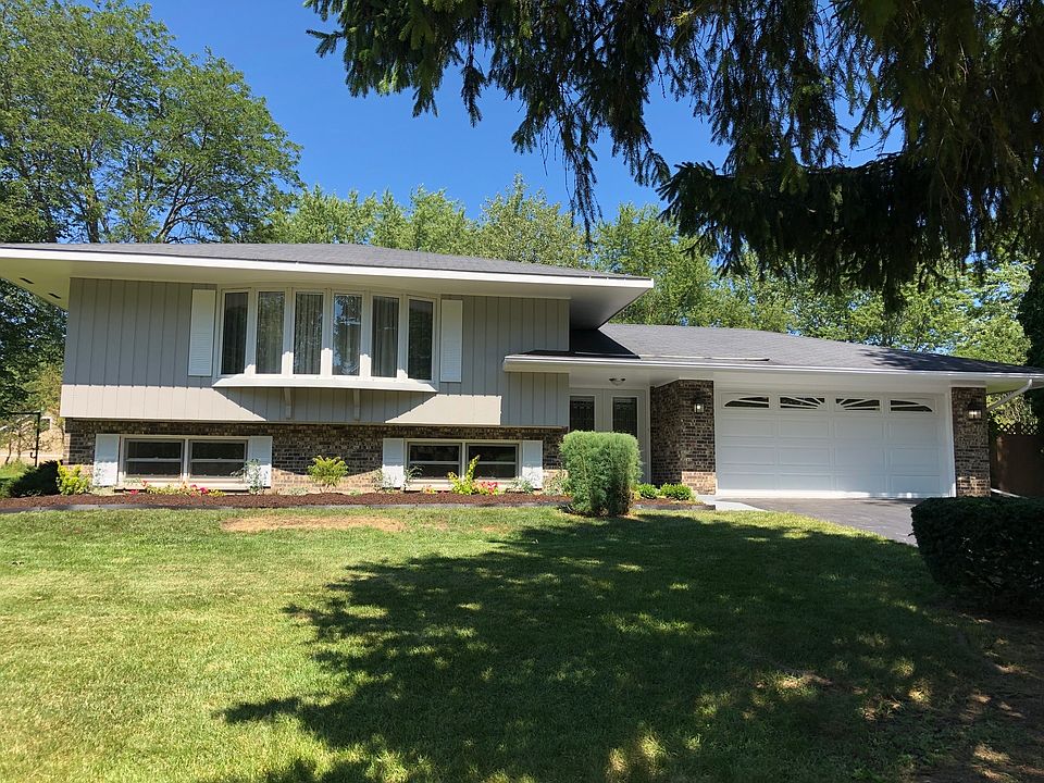 1st image of 15158 W Redwood Ln
