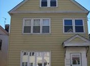 22 Newark Bay Ct, Bayonne, NJ 07002