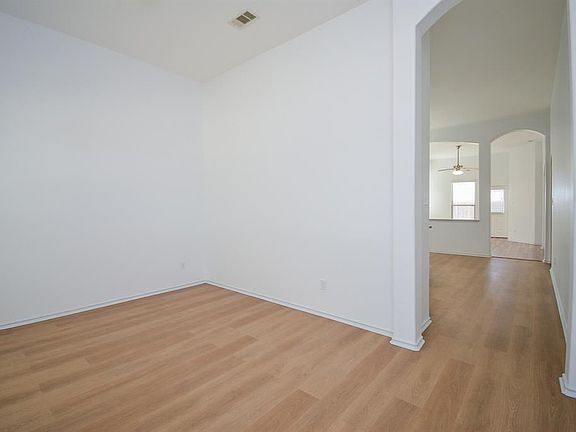 5th image of 20610 Hawkins Manor Ln