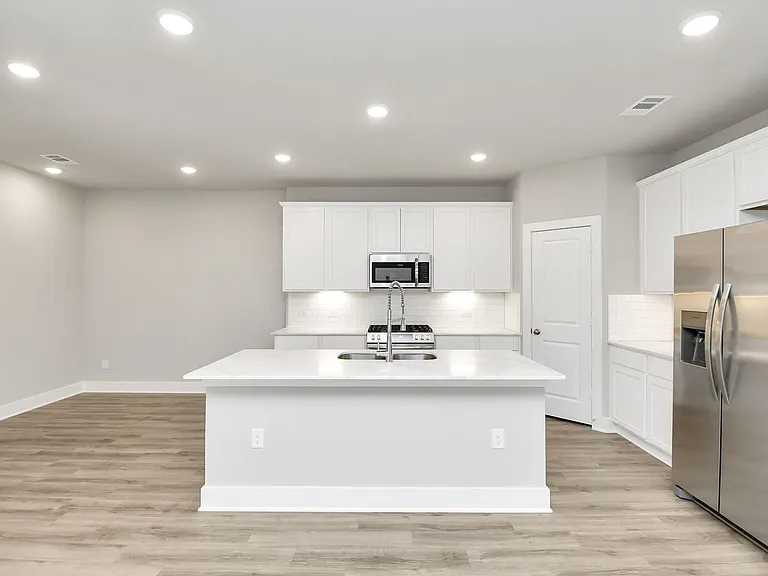 21026 Bay Village Dr #A — Photo 30