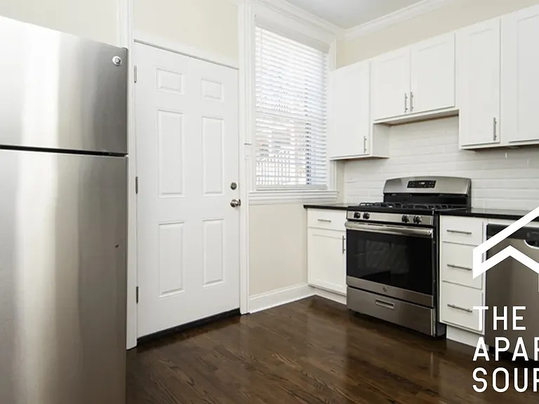 314 Lee St #1 — Photo 1