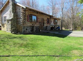 16 Gilbert St, Jackman, ME 04945