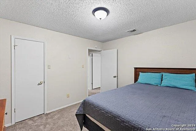 7733 Forest Strm — Photo 8