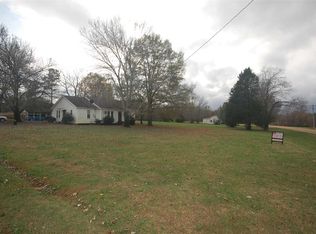4560 Highway 77, Atwood, TN 38220