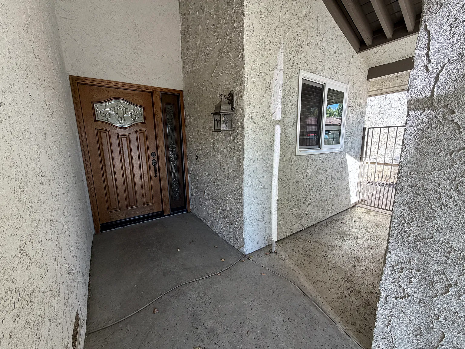 2 bed, 1668 sqft, $3,200 — Photo 2