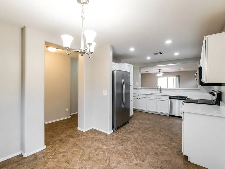 22614 W Papago St — Photo 7