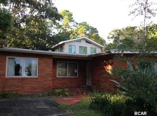 209 Woodlawn Dr, Panama City Beach, FL 32407
