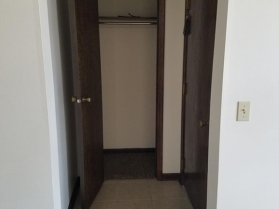 4th image of 2721 S 134th Ave