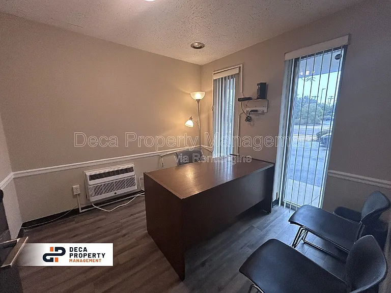 4020 Lindell Blvd — Photo 7