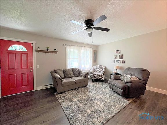 5th image of 1010 Ross Dr