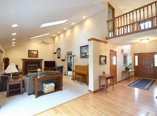 4366 Lewis Center Rd, Galena, OH 43021