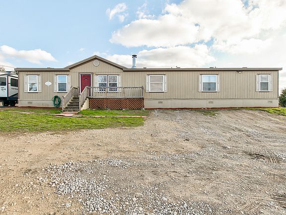 2nd image of 129 Denton Heights Ln