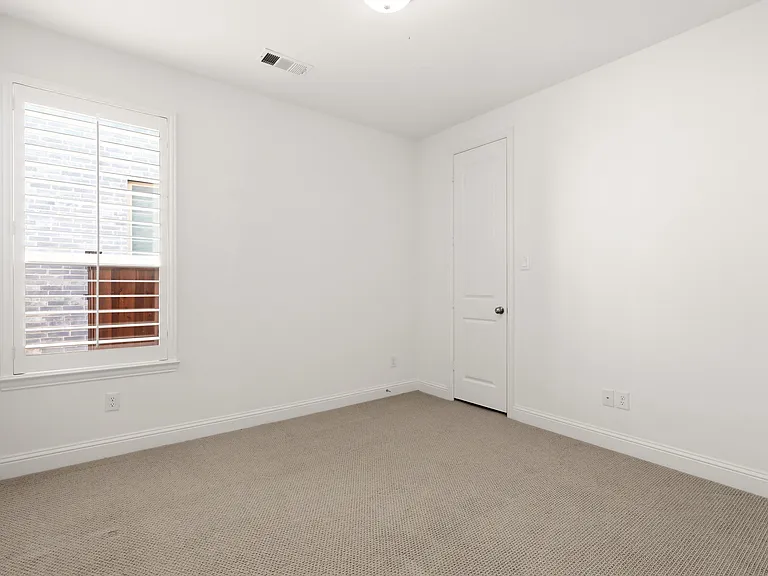 4261 Sandhills Ln — Photo 19