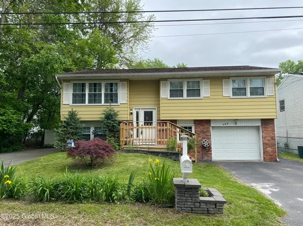 198 Hillcrest Avenue, Schenectady, NY 12304