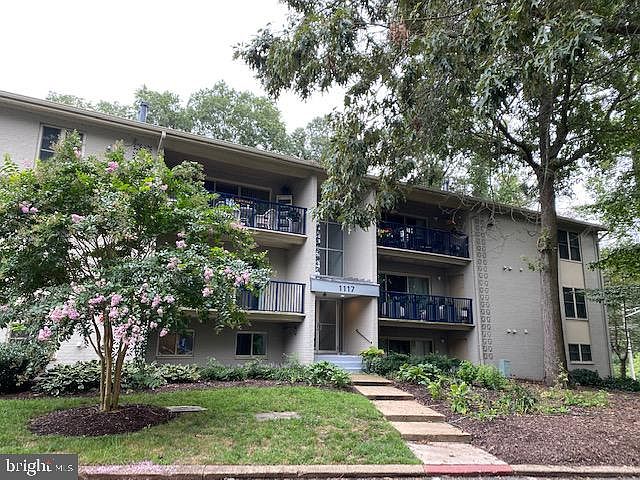 1st image of 1117 Primrose Ct APT 302
