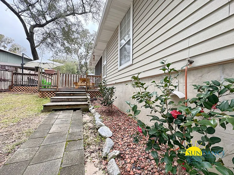 3 Coolwater Ln — Photo 33