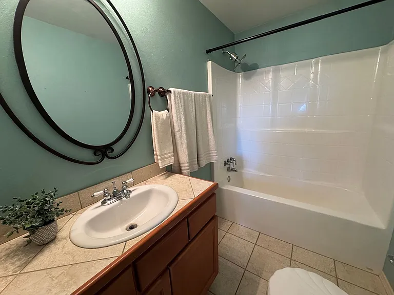 7604 Holiday Blvd — Photo 18