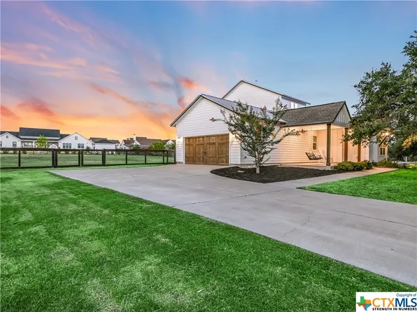 242 Victorian Gable Dr, Driftwood, TX 78619