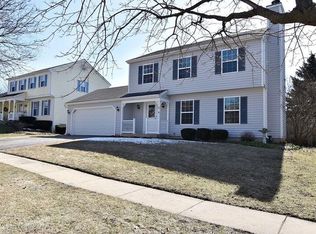 1907 Larson Ave, St Charles, IL 60174