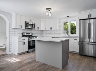 7 San Miguel Dr, Bristol, RI 02809