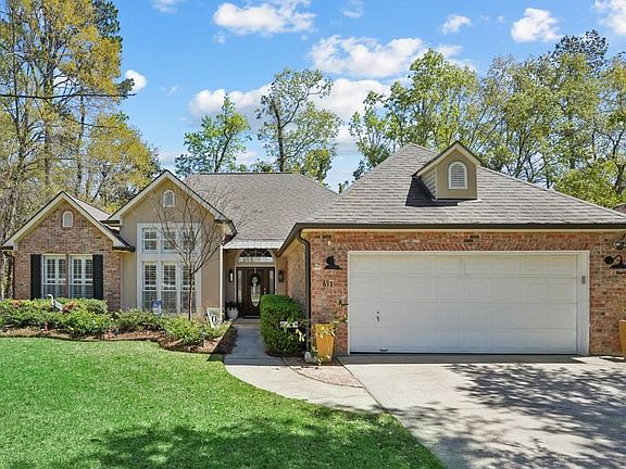 2nd image of 611 Magnolia Ridge Dr E