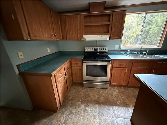 5th image of 5613 NW 202nd Pl