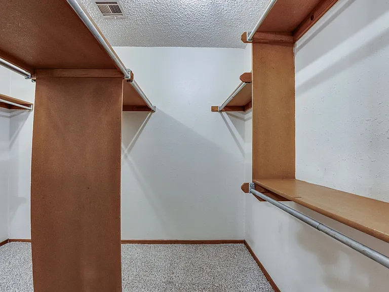 1705 N Gleason Ave — Photo 37