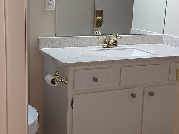 Main Bath Tile & Vanity