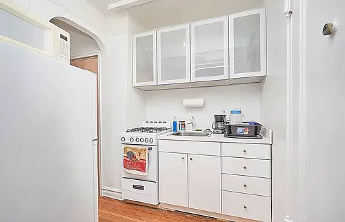 195 Underhill Ave #4D Photo 1