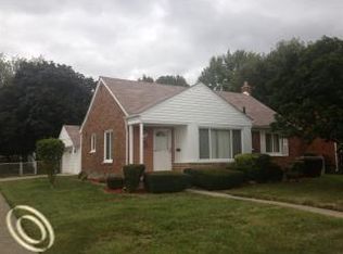 16701 Lincoln Ave, Eastpointe, MI 48021