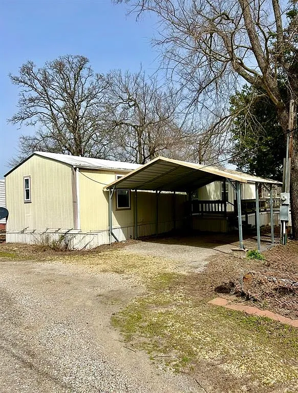 2 bed, 2.0 bath, 930 sqft, $1,500 — Photo 1