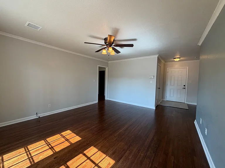 4819 S Owasso Ave — Photo 10