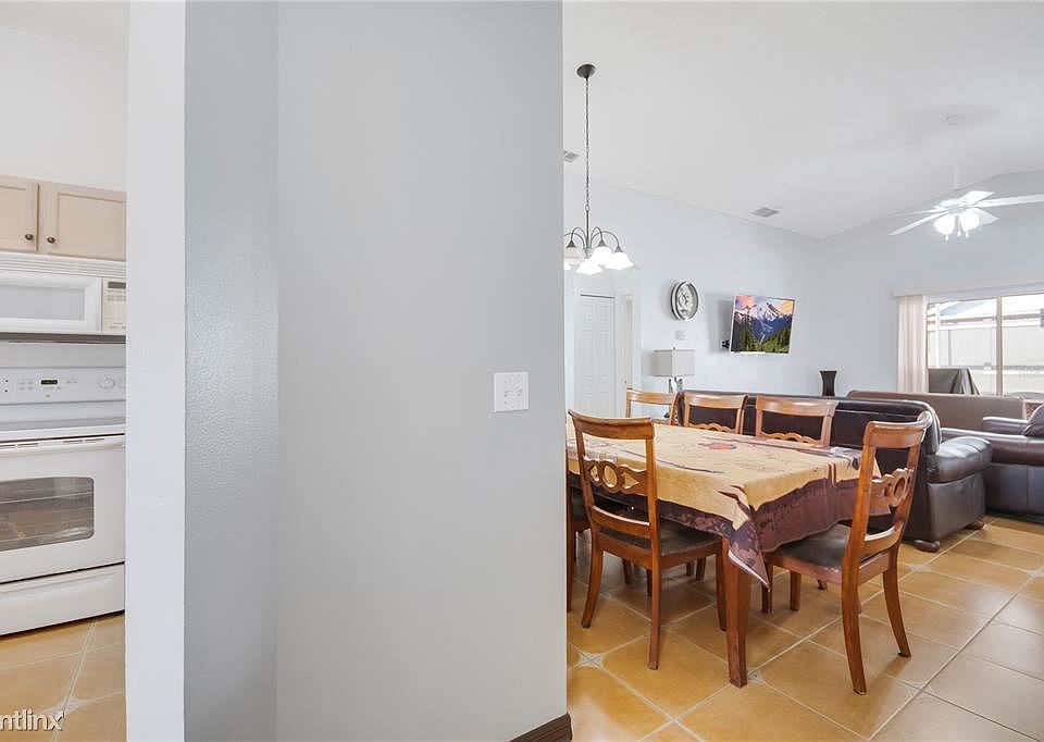 1st image of 1505R Oak Hill Trl